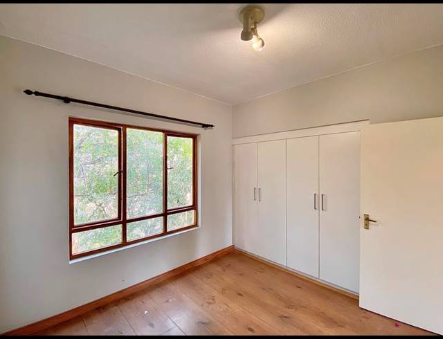 2 BEDROOM APARTMENT FOR SALE IN LONEHILL